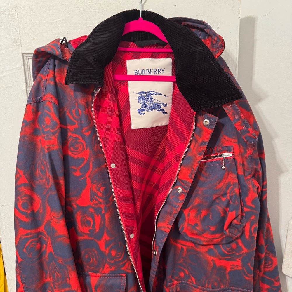 Burberry Red and Blue Floral Jacket - Picture 5 of 5